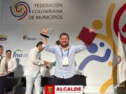 En Tenjo alcalde recibe reconocimiento nacional por innovación tecnológica