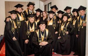Más de 20 nuevos administradores públicos se graduaron en Soacha