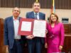 Alcalde de Chía recibió la Orden del Congreso de Colombia en grado de Caballero