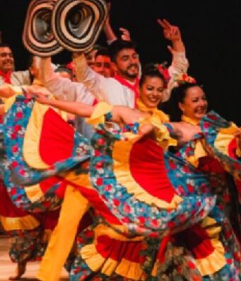 Bogotá revive su historia a través de la danza folclórica