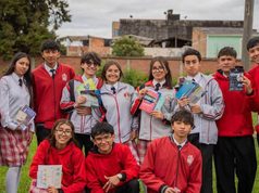 Jóvenes de Madrid conocieron nuevas opciones para estudiar