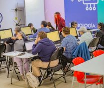 Mosquera fortalece la formación tecnológica con más de 2.320 capacitaciones