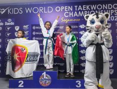 Cota suma 10 medallas en el Open Kids World Taekwondo